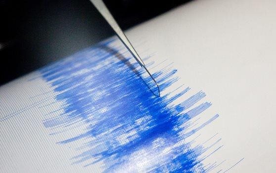 Earthquake Seismograph