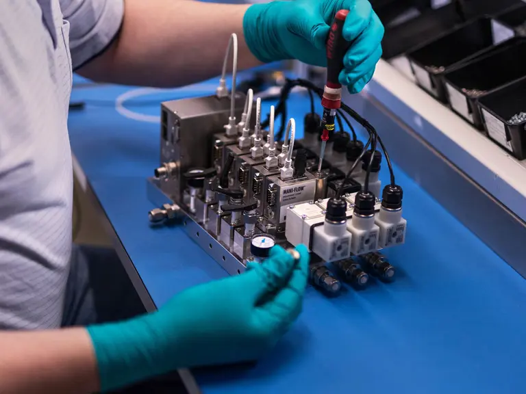 Solution fluidique MANI-FLOW de Bronkhorst